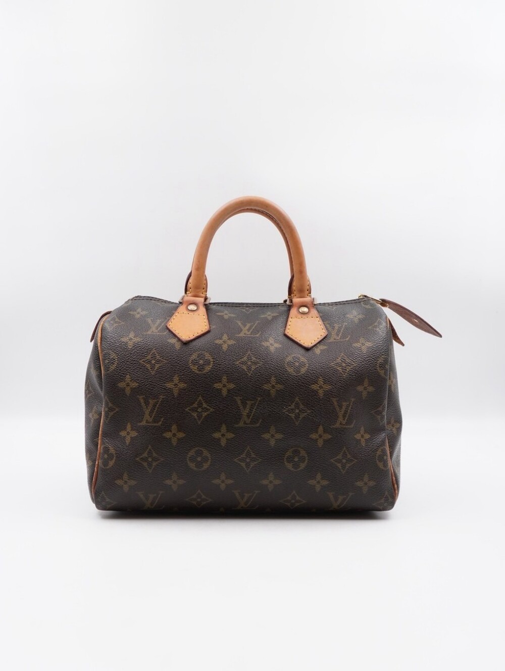 CN47 💟 Louis Vuitton Monogram Canvas Speedy 25